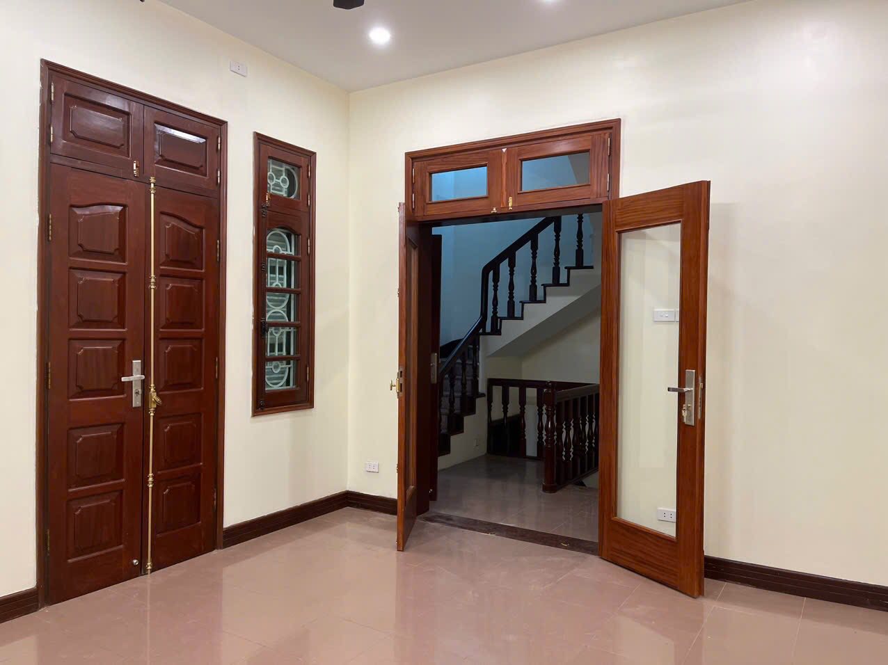 Cho thuê nhà Mặt Phố Võng Thị, 6 tầngx120m2, 5PN KD sạch, Cà Phê, Spa, Salon, nhà hàng - Ảnh 3